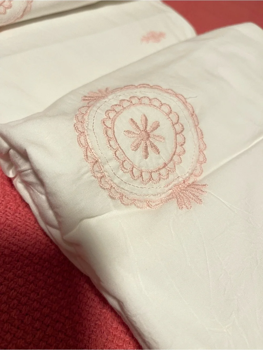 NEW 🌸 Rachel Ashwell, couture, mimosa, pink embroidered KING duvet🌸
